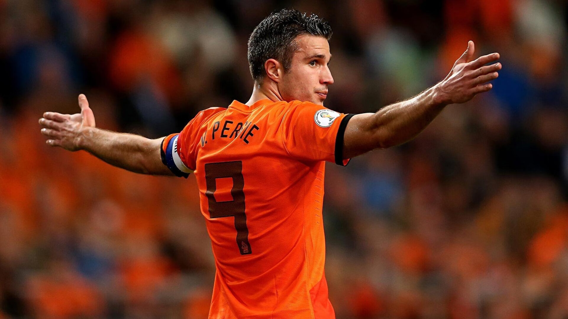 尼克斯核心兰德尔宣布参选市议员，引发热议，兰德尔尼克斯定妆照